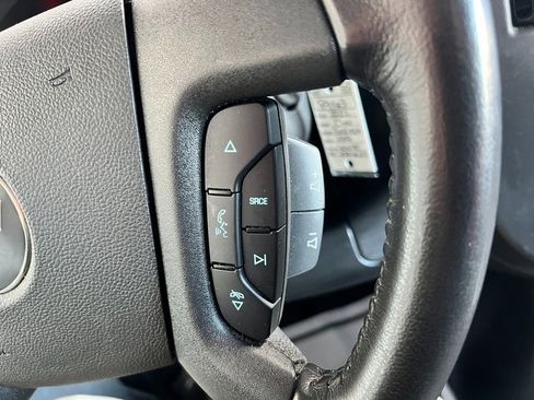 Used 2022 Chevrolet Express 2500 Extended w/ Driver Convenience Package image 19