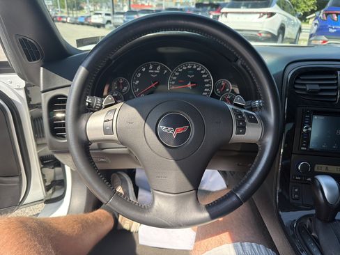 Used 2011 Chevrolet Corvette Grand Sport w/ Preferred Equipment Group RWD image 18
