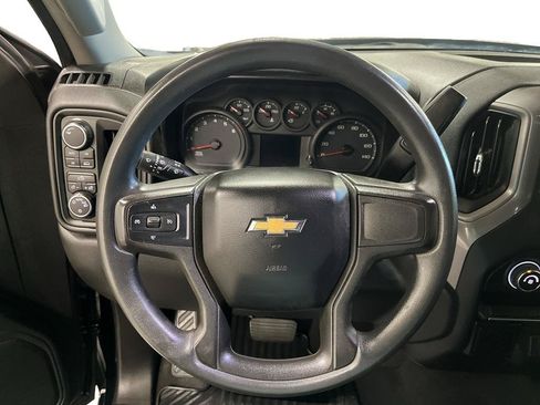 Used 2020 Chevrolet Silverado 1500 Custom w/ Custom Value Package AWD/4WD image 12
