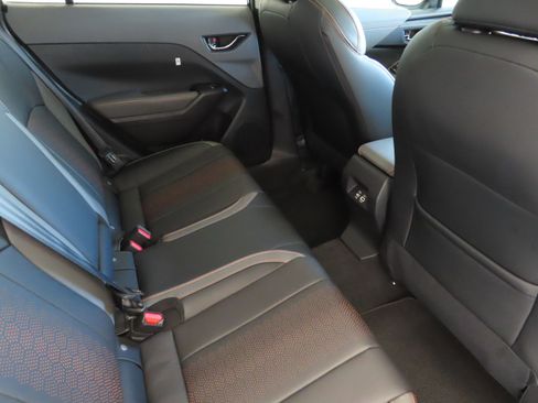 New 2025 Subaru Crosstrek 2.5i Limited w/ Crosstrek Mirror Package image 25