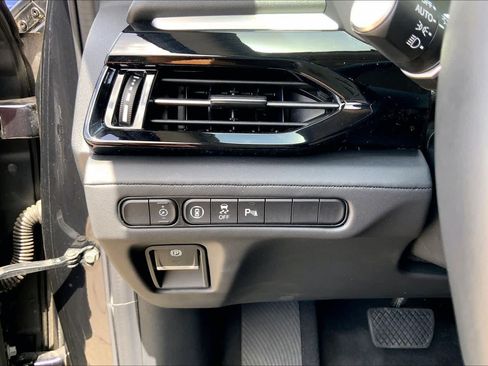 Used 2023 Acura MDX FWD w/ Technology Package image 32