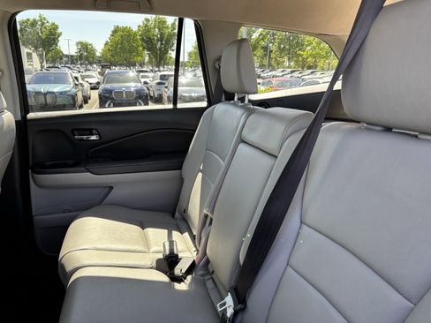 Used 2016 Honda Pilot EX-L image 31