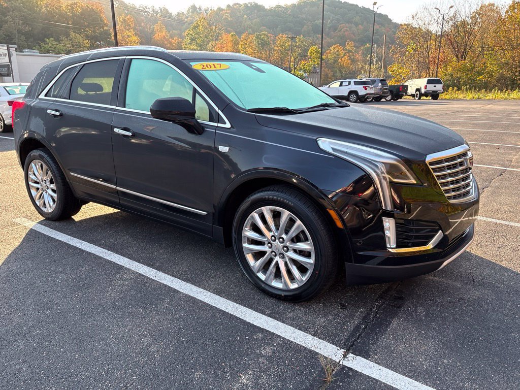Used 2017 Cadillac XT5 Platinum w/ Driver Assist Package AWD/4WD image 7