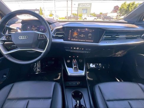 Used 2022 Audi Q4 e-tron Premium Plus AWD/4WD image 16