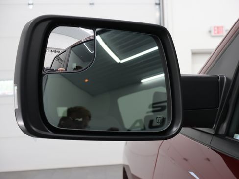 Used 2020 RAM 1500 Big Horn AWD/4WD image 38
