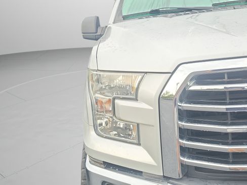 Used 2016 Ford F150 XLT w/ Equipment Group 302A Luxury AWD/4WD image 10