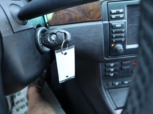 Used 2004 BMW 330Ci Convertible image 80