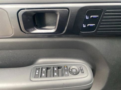 Certified 2024 Hyundai Santa Fe Calligraphy image 12