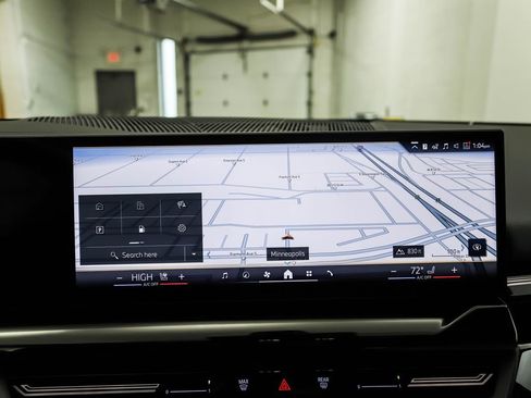 New 2026 BMW 530i xDrive w/ Premium Package image 17