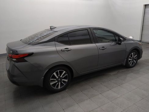 Used 2020 Nissan Versa SV FWD image 10