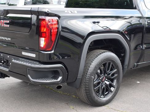 Used 2023 GMC Sierra 1500 Elevation AWD/4WD image 10