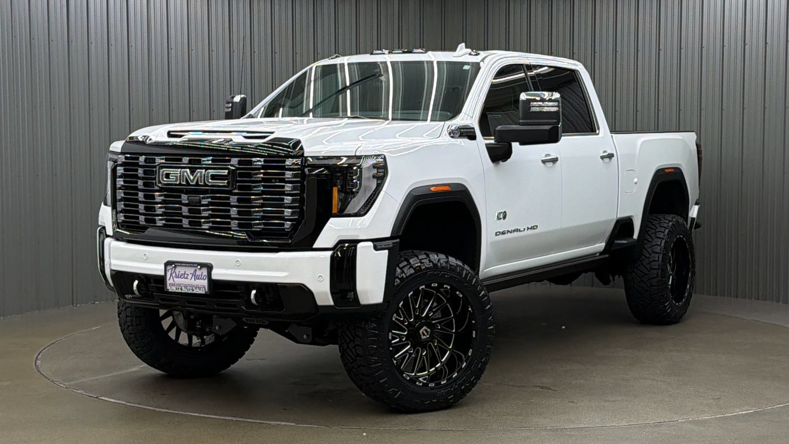 Used 2026 GMC Sierra 2500 Denali Ultimate AWD/4WD image 1