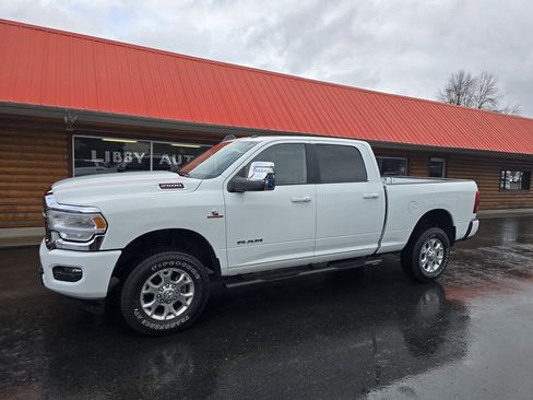 Used 2024 RAM 2500 Laramie AWD/4WD image 1