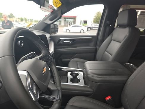 Used 2025 Chevrolet Tahoe LT image 11