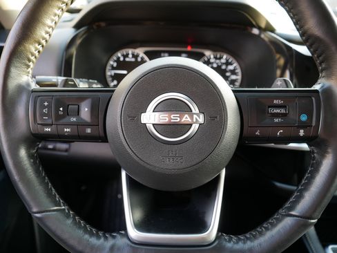 Certified 2022 Nissan Pathfinder SL image 25