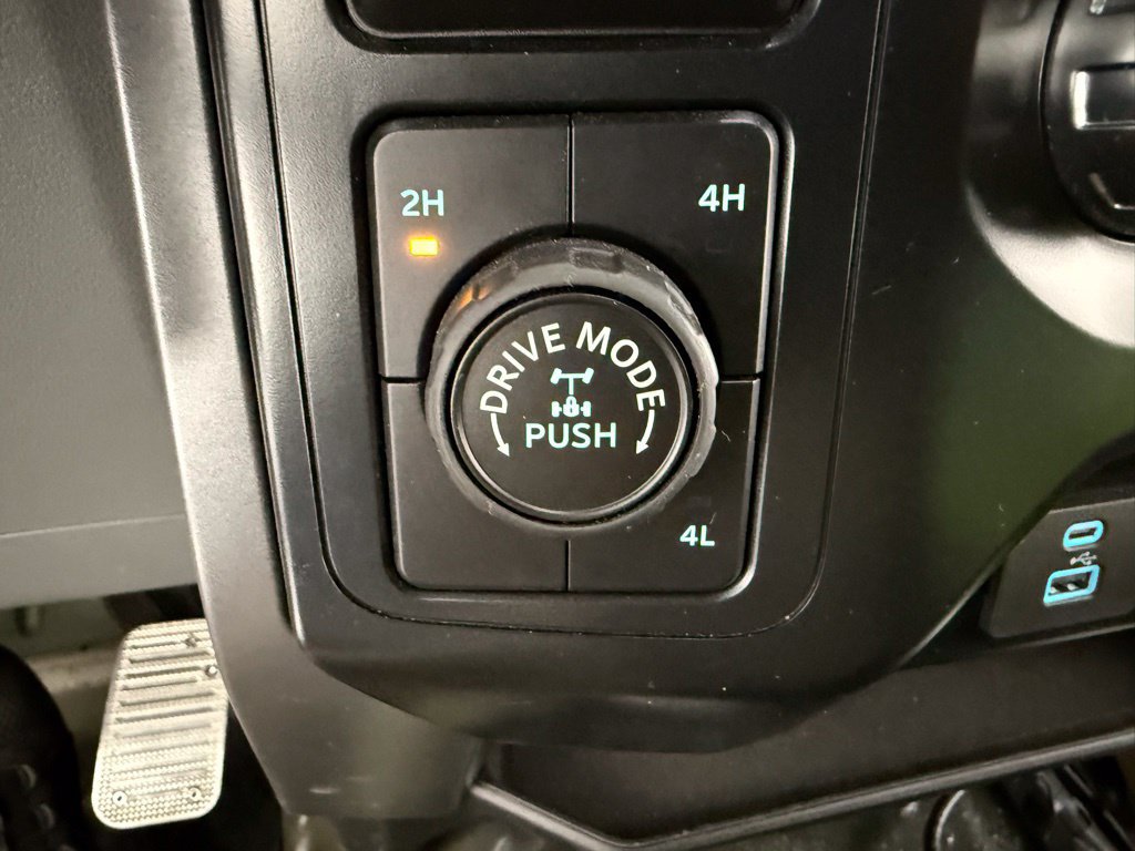Used 2022 Ford F150 XLT w/ Equipment Group 301A Mid AWD/4WD image 26