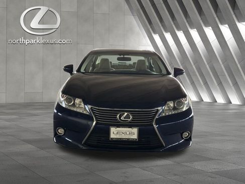 Used 2014 Lexus ES 350 w/ Luxury Package FWD image 27