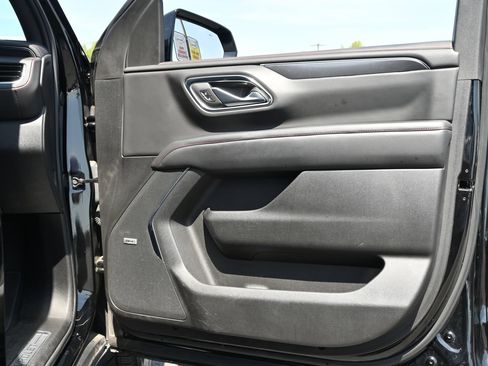 Used 2024 Chevrolet Tahoe RST w/ Luxury Package RWD image 28
