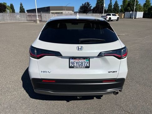 Used 2023 Honda HR-V Sport image 6