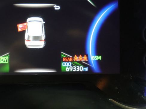 Used 2019 Toyota RAV4 XSE w/ XSE Weather Package AWD/4WD image 35