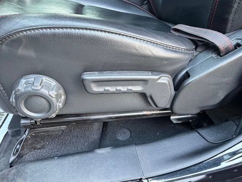 Used 2018 Jeep Wrangler Unlimited Rubicon AWD/4WD image 28