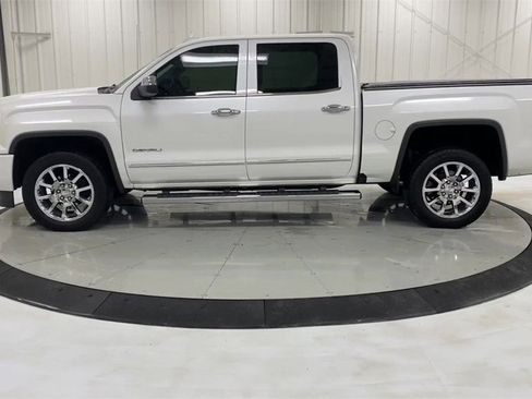 Used 2018 GMC Sierra 1500 Denali image 5