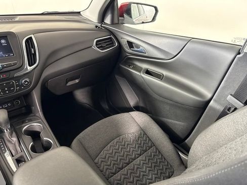 Used 2023 Chevrolet Equinox LT FWD image 26