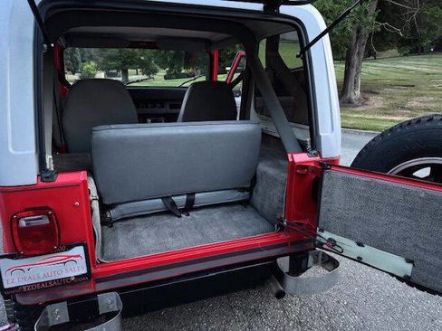 Used 1989 Jeep Wrangler Laredo image 24