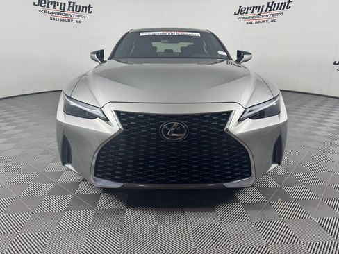 Used 2023 Lexus IS 300 w/ Comfort Package RWD image 4