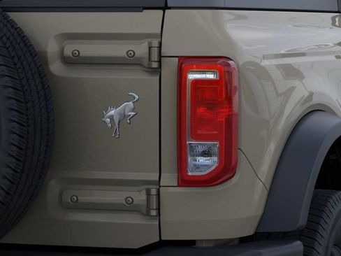 New 2026 Ford Bronco 2-Door AWD/4WD image 23