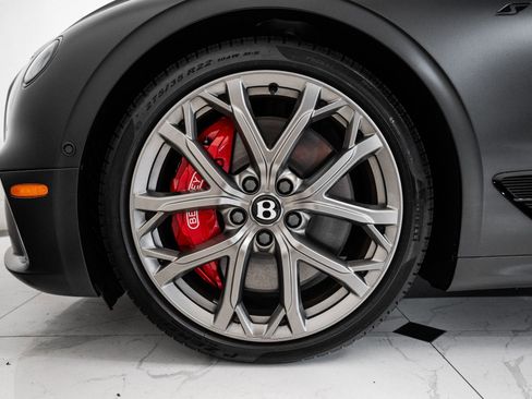 Used 2023 Bentley Continental GT V8 image 6