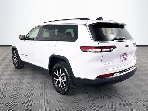 Used 2024 Jeep Grand Cherokee L Limited AWD/4WD image 5