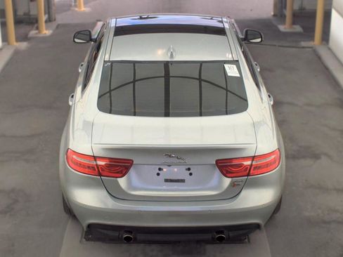 Used 2017 Jaguar XE Premium RWD image 6