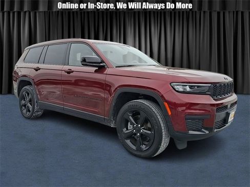 Used 2023 Jeep Grand Cherokee L Laredo image 1