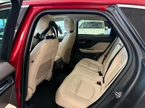Used 2019 Jaguar F-PACE Prestige AWD/4WD image 25