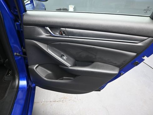 Used 2022 Honda Accord Sport image 20
