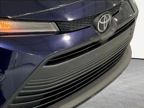 Used 2024 Toyota Corolla LE FWD image 32