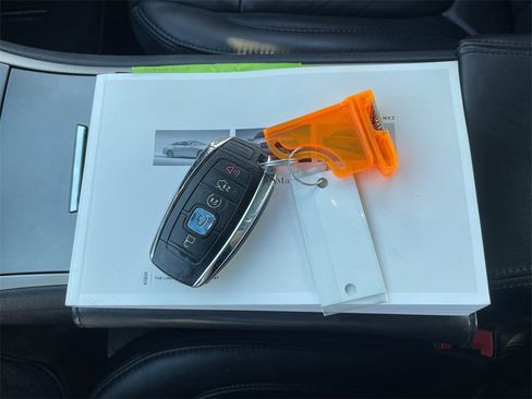 Used 2017 Lincoln MKZ Select w/ Select Plus Package image 31