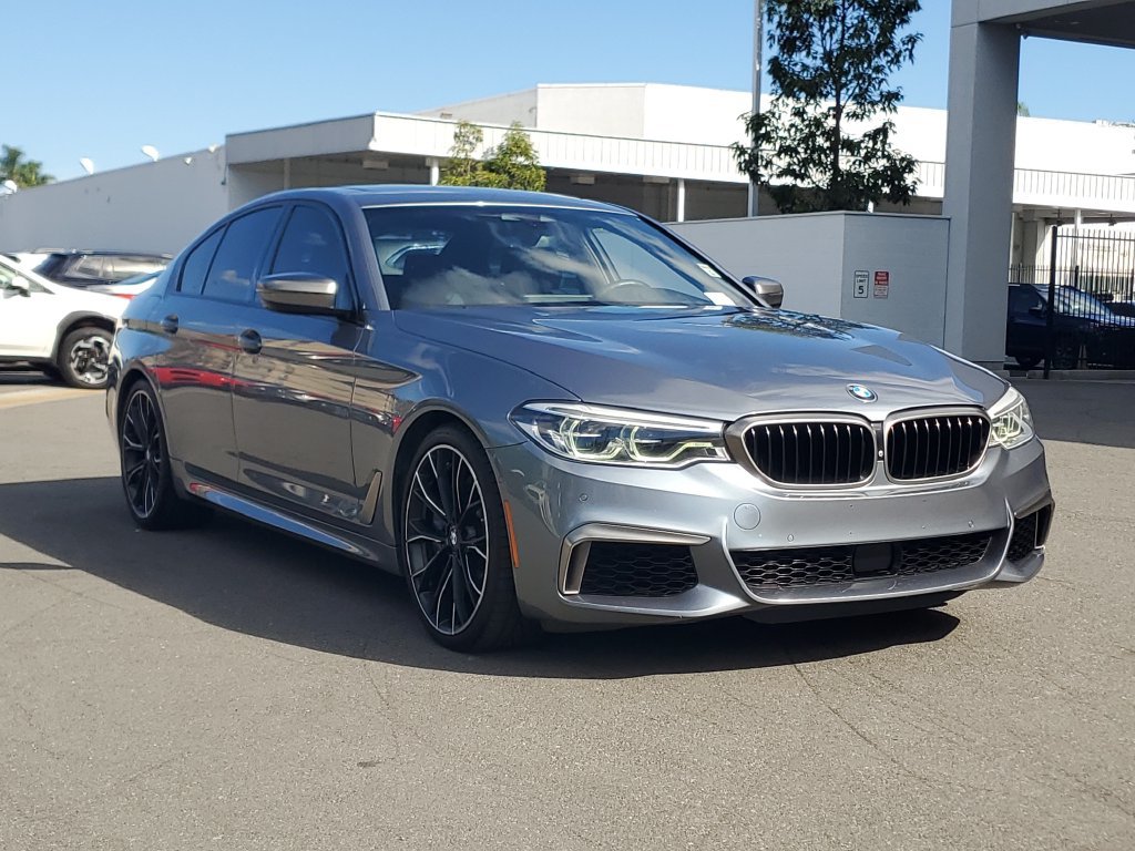 Used 2020 BMW M550i xDrive w/ Dynamic Handling Package AWD/4WD image 3