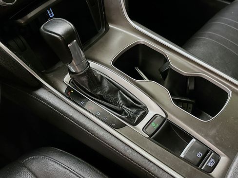 Used 2019 Honda Accord EX-L image 24