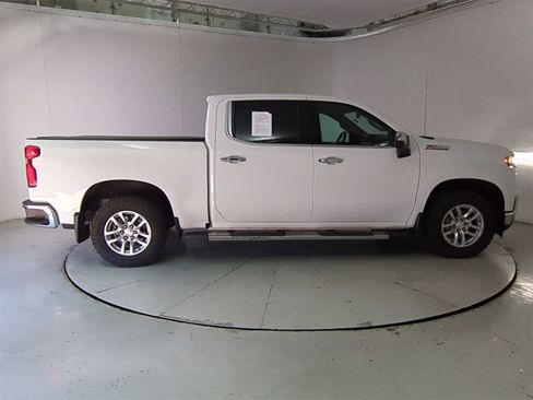 Used 2020 Chevrolet Silverado 1500 LTZ image 7