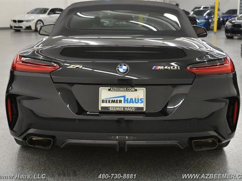 Used 2023 BMW Z4 M40i w/ Premium Package image 9