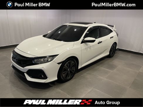 Used 2018 Honda Civic EX image 1