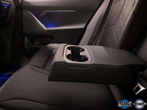 Used 2025 BMW 530i xDrive image 62