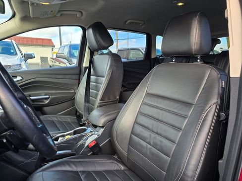 Used 2015 Ford Escape Titanium image 19