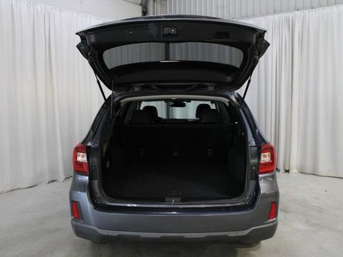 Used 2016 Subaru Outback 2.5i Limited AWD/4WD image 34