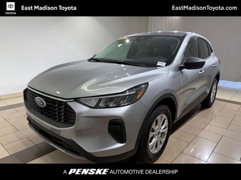 Used 2023 Ford Escape Active w/ Tech Pack #1 AWD/4WD image 1