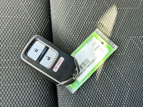 Used 2017 Honda Fit EX image 34