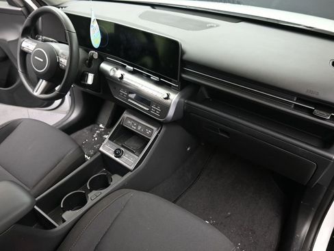 Certified 2025 Hyundai Kona SEL image 21