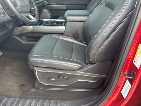 Used 2024 Ford F250 Lariat w/ Lariat Ultimate Package image 8